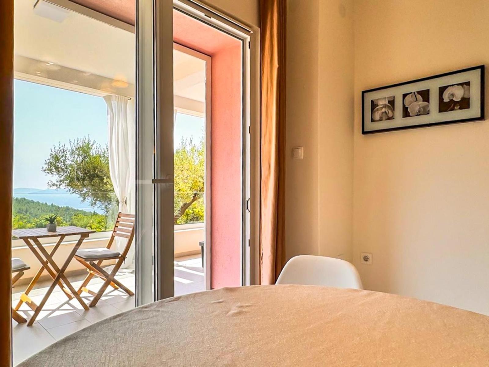 Studio Vesna With A Terrace And Sea View Rabac Kültér fotó