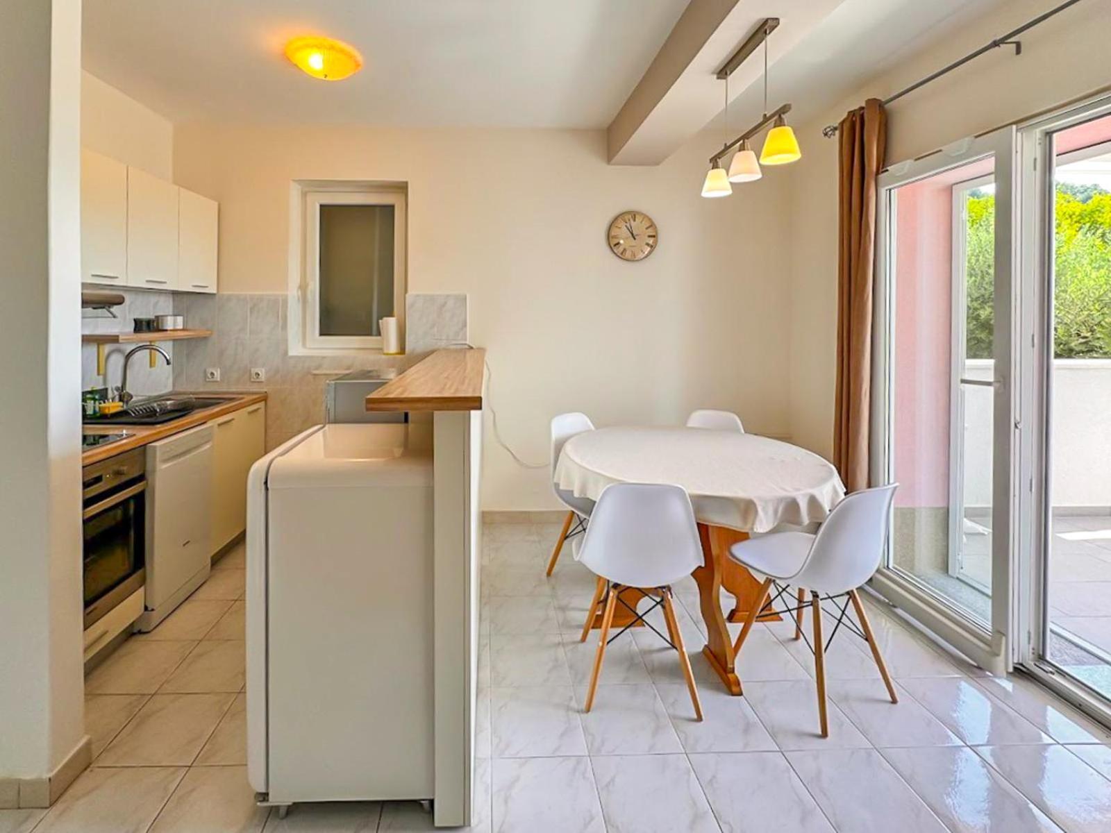 Studio Vesna With A Terrace And Sea View Rabac Kültér fotó